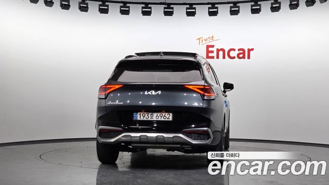 Kia Sportage Hybrid (V) Nobleless 2WD 2023 — фото 4