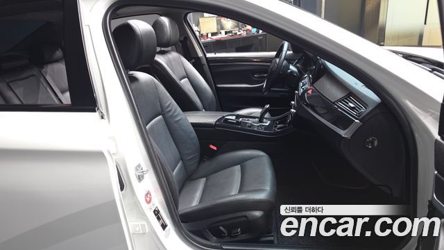BMW 5 Series (F10) 520d M Aero Dynamic 2016 — фото 11