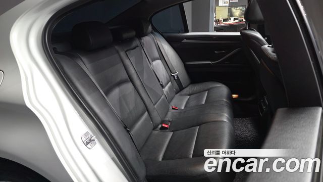 BMW 5 Series (F10) 520d M Aero Dynamic 2016 — фото 12