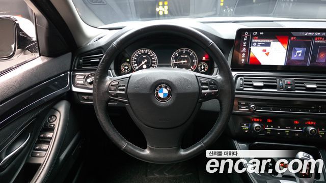 BMW 5 Series (F10) 520d M Aero Dynamic 2016 — фото 13
