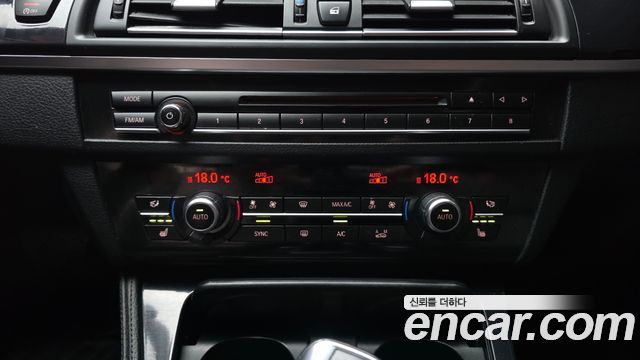 BMW 5 Series (F10) 520d M Aero Dynamic 2016 — фото 17