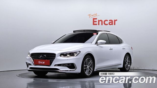 Hyundai Grandeur (IG) 3.0 LPi Modern (Rental Car)
