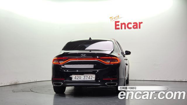 Hyundai Grandeur (IG) 3.0 Exclusive Special 2017 — фото 4