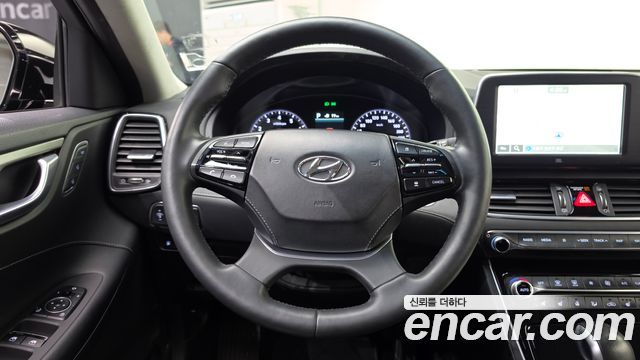 Hyundai Grandeur (IG) 3.0 Exclusive Special 2017 — фото 13