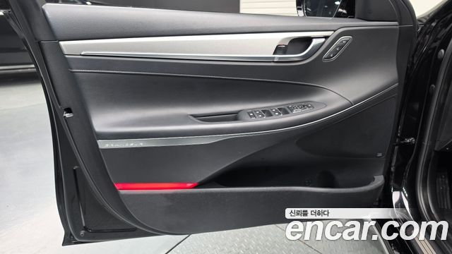 Hyundai Grandeur (IG) 3.0 Exclusive Special 2017 — фото 24
