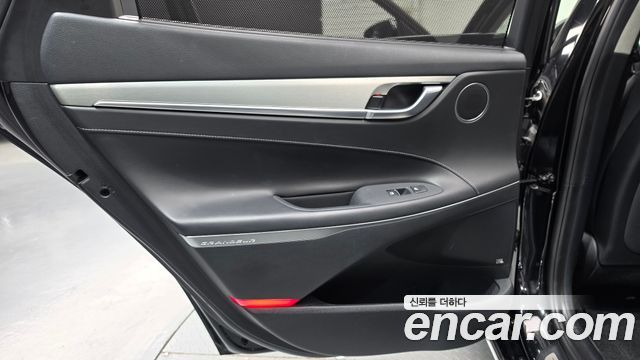 Hyundai Grandeur (IG) 3.0 Exclusive Special 2017 — фото 25