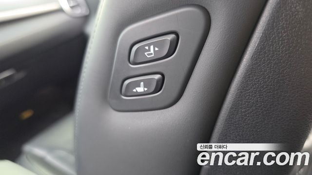 Hyundai Grandeur (IG) 3.0 Exclusive Special 2017 — фото 29