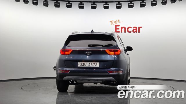 Kia Sportage (IV) Gasoline 2.0 2WD Noblesse 2018 — фото 4