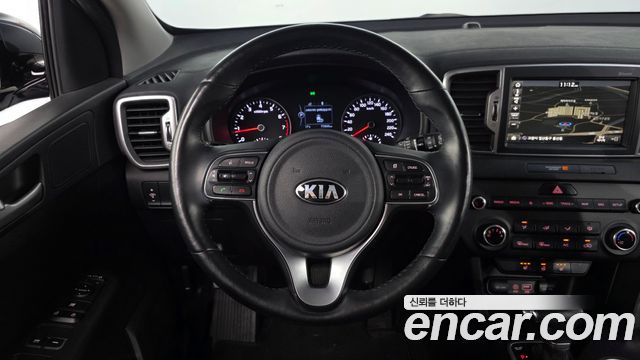 Kia Sportage (IV) Gasoline 2.0 2WD Noblesse 2018 — фото 13