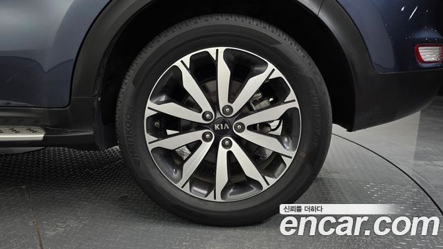 Kia Sportage (IV) Gasoline 2.0 2WD Noblesse 2018 — фото 21