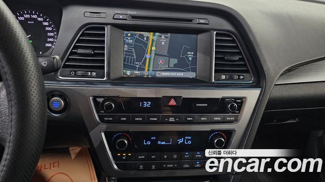 Hyundai Sonata (LF) LPI Smart(Handicapped) 2015 — фото 15