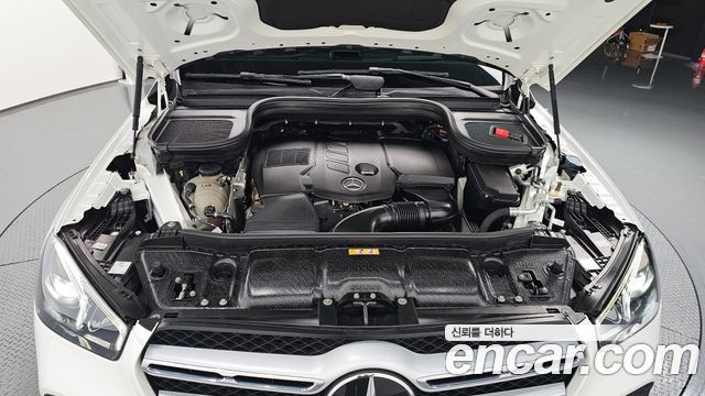 Mercedes-Benz GLE-Class (W167) GLE300d 4MATIC 2021 — фото 6