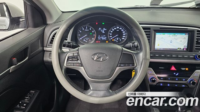 Hyundai Avante (AD) 1.6 GDI Smart 2016 — фото 12