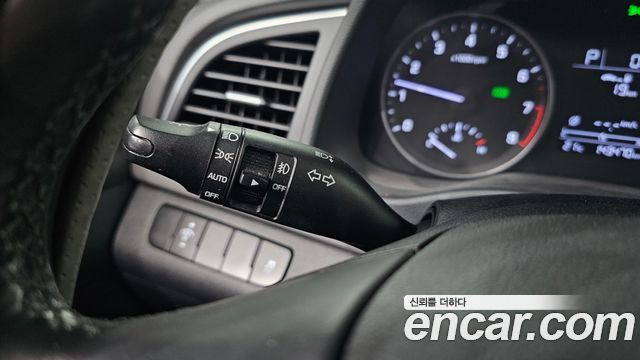 Hyundai Avante (AD) 1.6 GDI Smart 2016 — фото 18