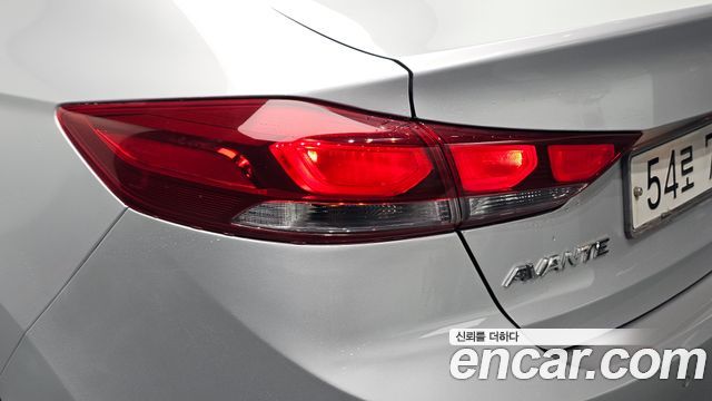 Hyundai Avante (AD) 1.6 GDI Smart 2016 — фото 23