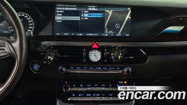 Genesis EQ900 5.0 GDI AWD Limousine Prestige 2018 — фото 17