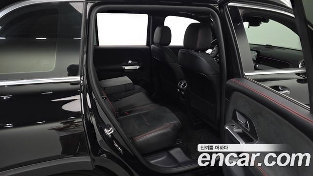 Mercedes-Benz GLB-Class (X247) GLB250 4MATIC 2022 — фото 12