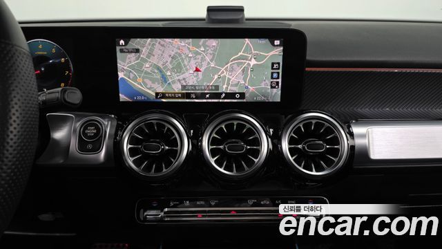 Mercedes-Benz GLB-Class (X247) GLB250 4MATIC 2022 — фото 14