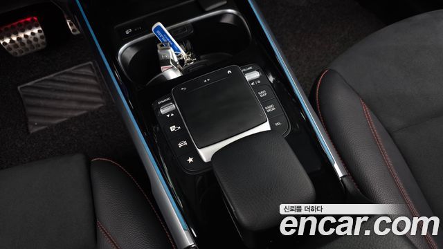 Mercedes-Benz GLB-Class (X247) GLB250 4MATIC 2022 — фото 33