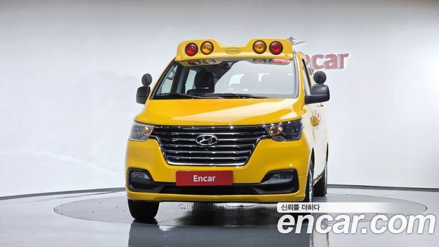 Hyundai Grand Starex School Bus LPi 2021 — фото 3
