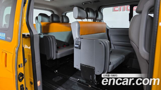 Hyundai Grand Starex School Bus LPi 2021 — фото 11