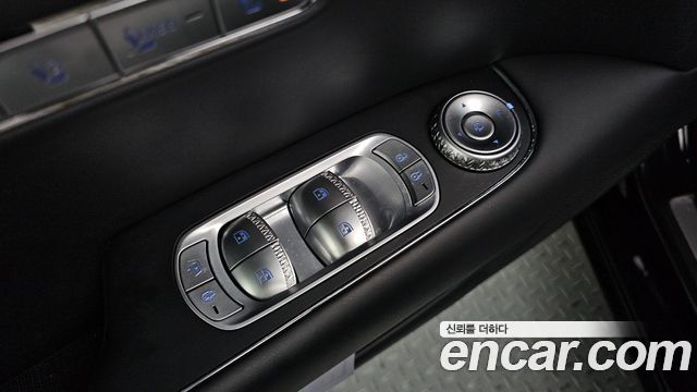 Genesis G90 (RS4) Gasoline 3.5 Turbo AWD 2022 — фото 18