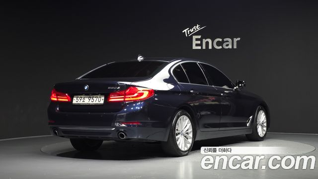 BMW 5 Series (G30) 520d Luxury Special Edition 2018 — фото 2