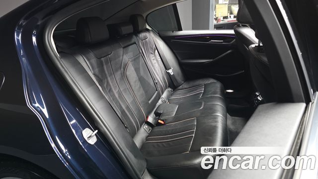 BMW 5 Series (G30) 520d Luxury Special Edition 2018 — фото 12