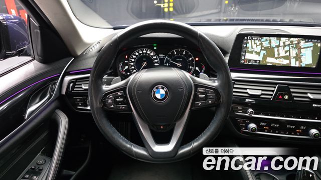 BMW 5 Series (G30) 520d Luxury Special Edition 2018 — фото 13