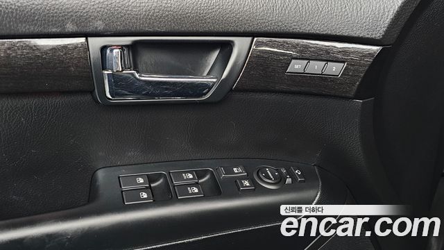 Kia Mohave 4WD KV 300 2015 — фото 12