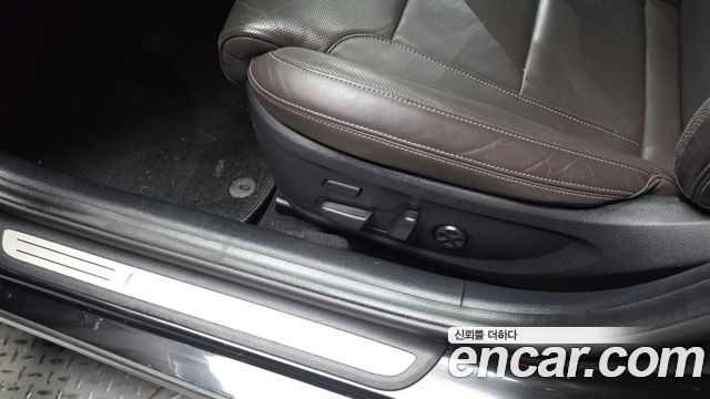 Hyundai Grandeur (IG) 3.0 Exclusive 2017 — фото 31
