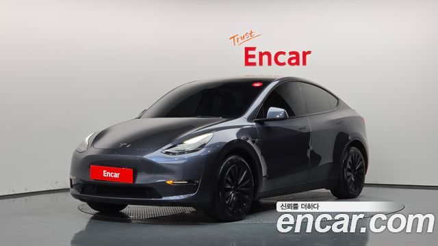 Tesla Model Y Long Range AWD