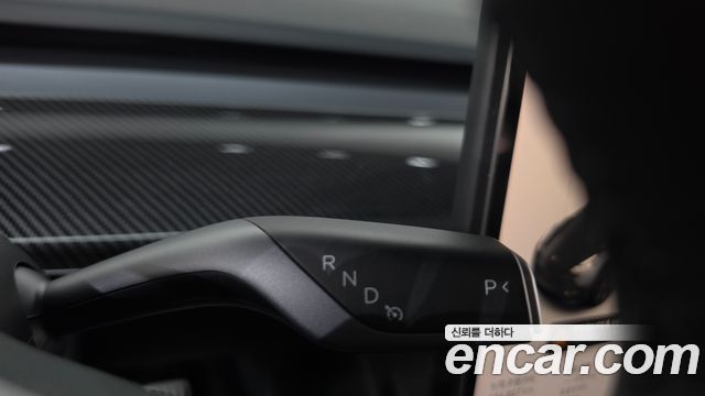 Tesla Model Y Long Range AWD 2023 — фото 9