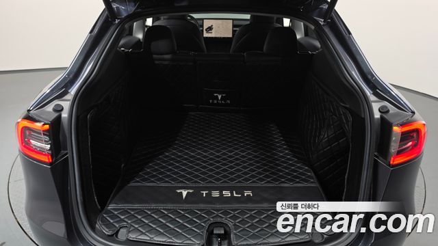 Tesla Model Y Long Range AWD 2023 — фото 21