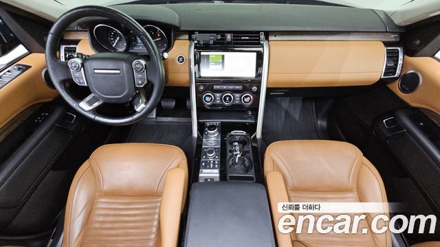 Land Rover Discovery 5 3.0 TD6 HSE Luxury 2017 — фото 7