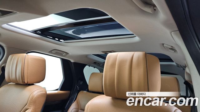 Land Rover Discovery 5 3.0 TD6 HSE Luxury 2017 — фото 20