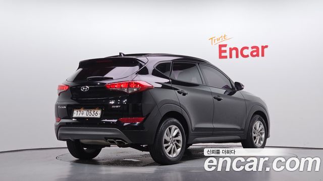 Hyundai Tucson Diesel 2.0 2WD Style 2016 — фото 2