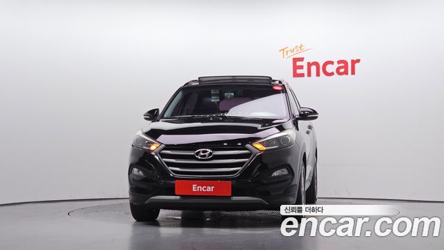 Hyundai Tucson Diesel 2.0 2WD Style 2016 — фото 3