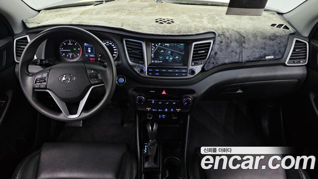 Hyundai Tucson Diesel 2.0 2WD Style 2016 — фото 7