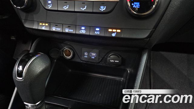 Hyundai Tucson Diesel 2.0 2WD Style 2016 — фото 16