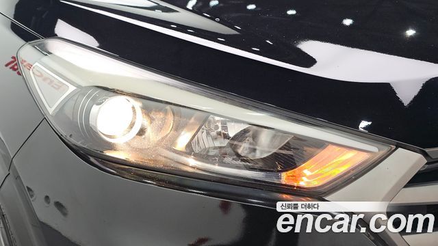 Hyundai Tucson Diesel 2.0 2WD Style 2016 — фото 22