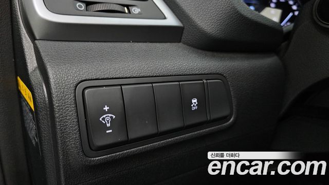 Hyundai Tucson Diesel 2.0 2WD Style 2016 — фото 28