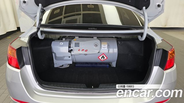 Kia K5 LPI Deluxe 2014 — фото 20