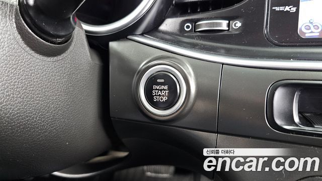 Kia K5 LPI Deluxe 2014 — фото 29
