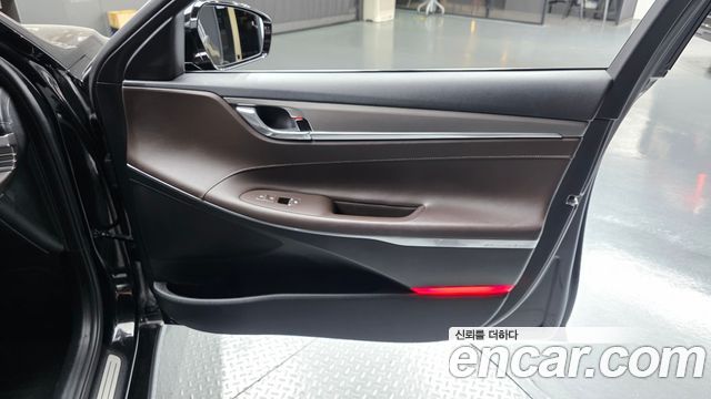 Hyundai Grandeur (IG) 2.5 Exclusice 2022 — фото 25