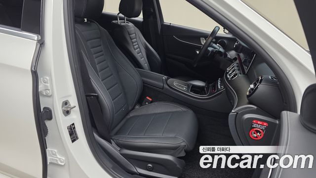Mercedes-Benz E-Class (W213) E250 AMG Line 2023 — фото 11