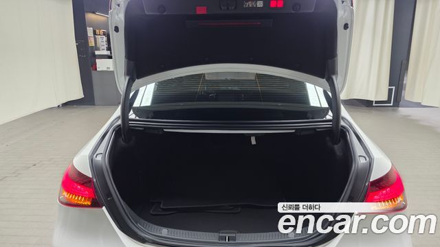 Mercedes-Benz E-Class (W213) E250 AMG Line 2023 — фото 19