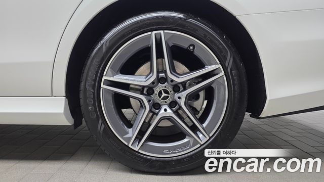 Mercedes-Benz E-Class (W213) E250 AMG Line 2023 — фото 21