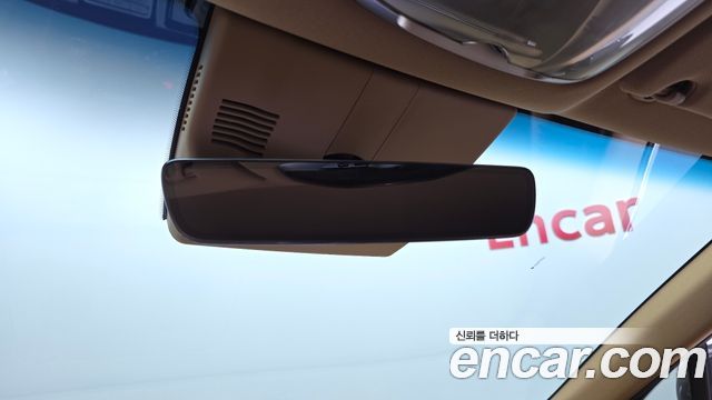 Genesis G80 (RG3) Gasoline 2.5 Turbo AWD 2025 — фото 17