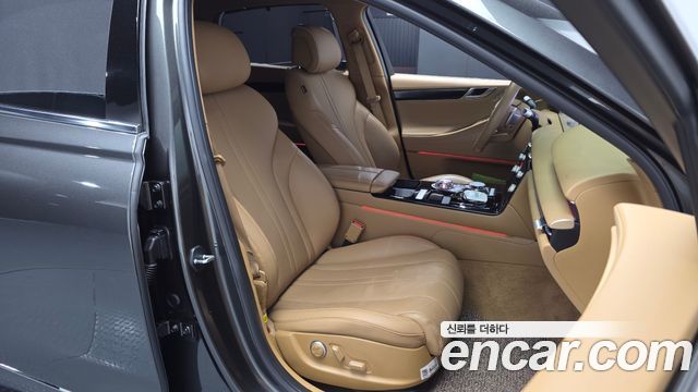 Genesis G80 (RG3) Gasoline 2.5 Turbo AWD 2025 — фото 32